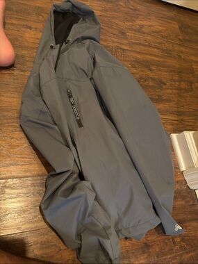 New Balance Men's Charcoal Hooded Rain Jacket